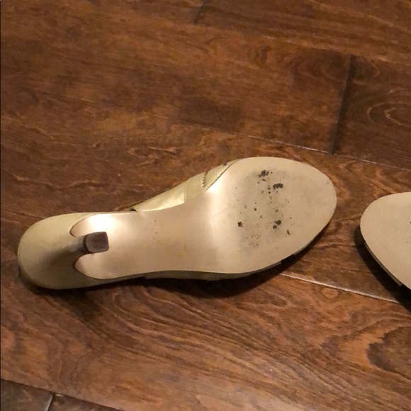 Nina gold sling back heels - Picture 6 of 6
